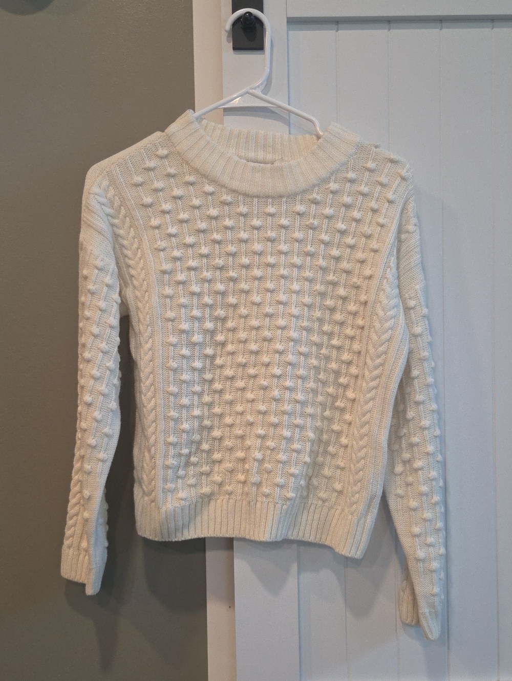 Vineyard Vines Classic Cream Cable Knit Womens Sweater